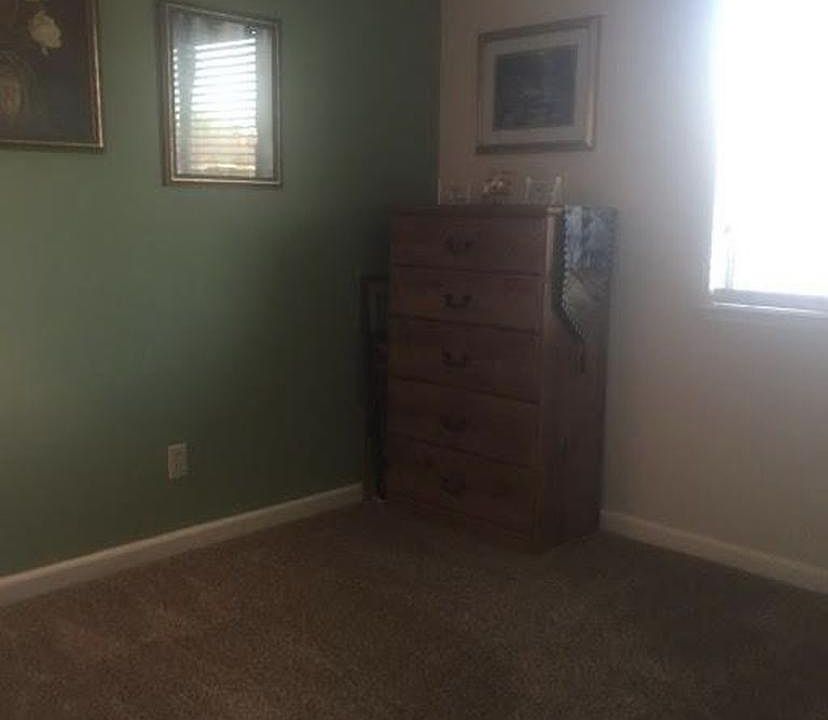 1st image of 1193 Hobart Dr