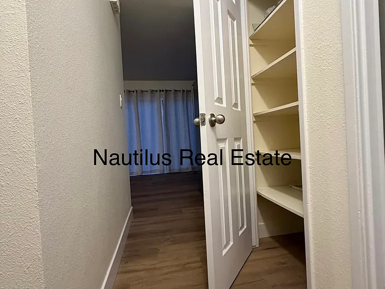 829 Givens St — Photo 26