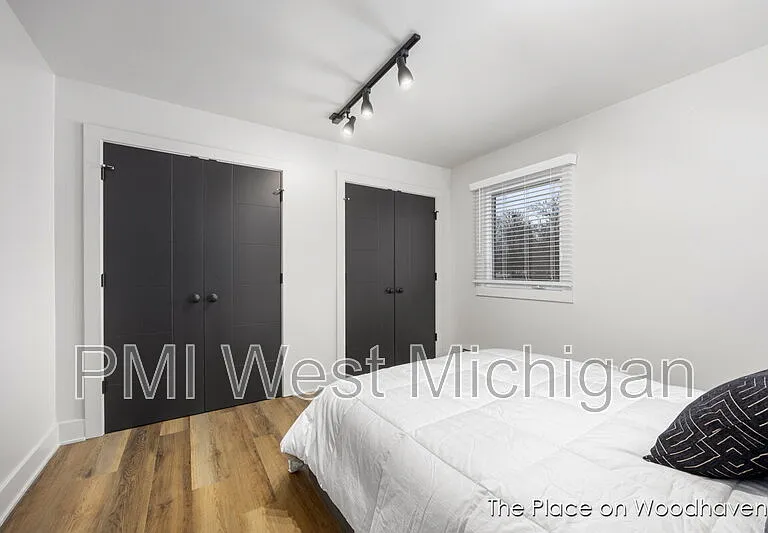 8428 Woodhaven Dr SW #6 — Photo 12