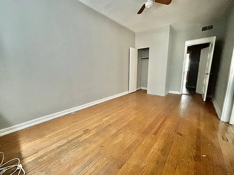 Afton Apartments — Photo 5