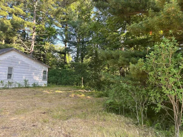 408 COUNTY ROAD O, Hancock, WI 54943