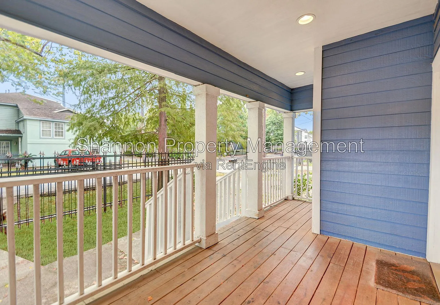 2 bed, 1.0 bath, 726 sqft, $1,750 — Photo 4