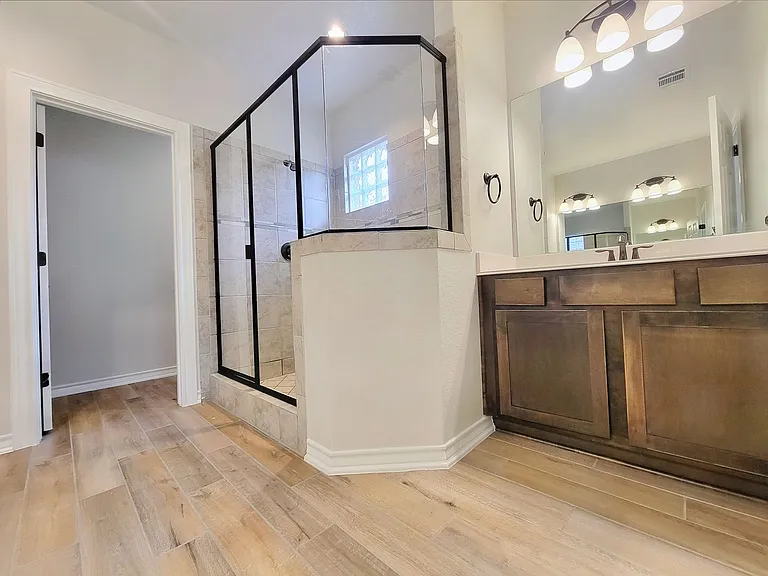 4413 Royal Oak Blvd — Photo 31