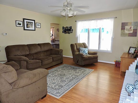 2nd image of 1318 Georgetown Dr