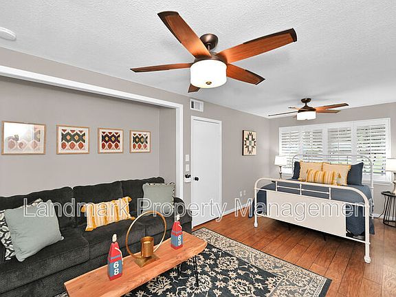 4th image of 107 Lancelot Dr