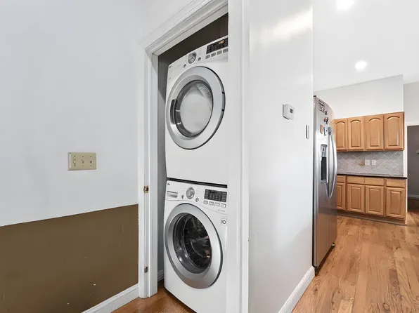 1303 Summit Avenue image 14 of 21