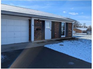1 Cedar Cv #B, Lebanon, OH 45036