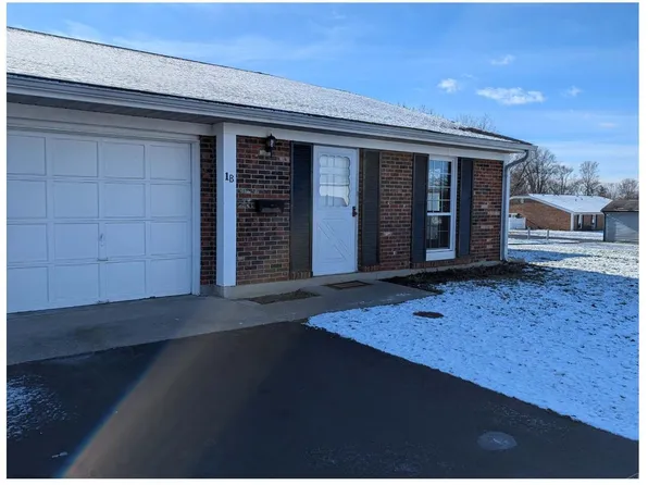 1 Cedar Cv #B, Lebanon, OH 45036