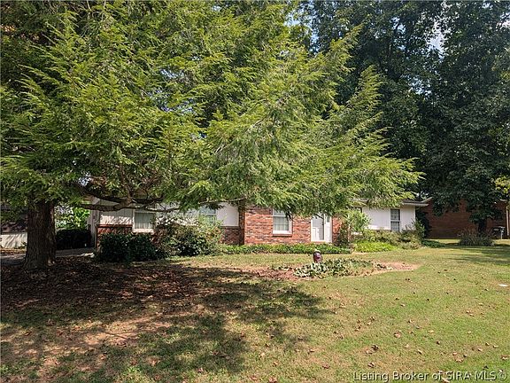 4th image of 8514 Brock Road