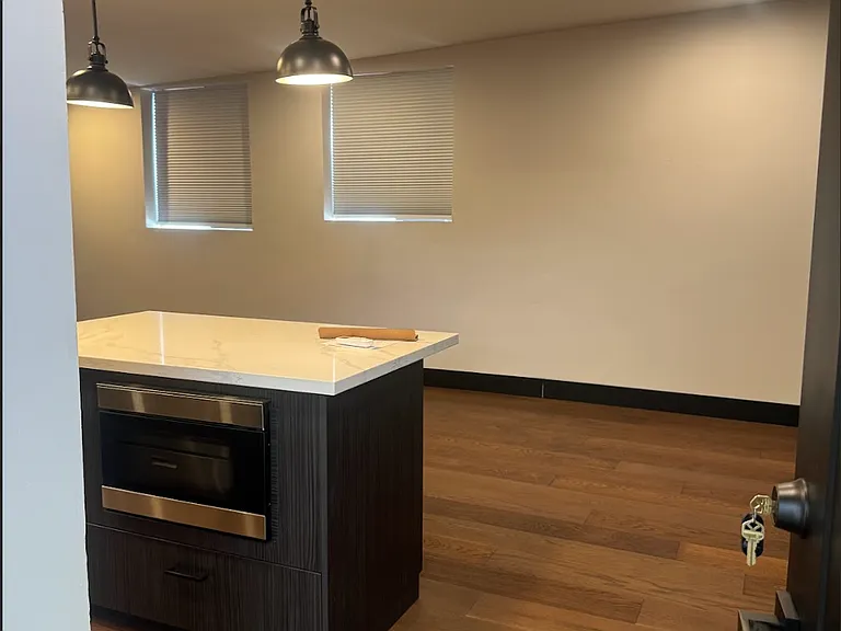 1259 Market St #6 — Photo 7