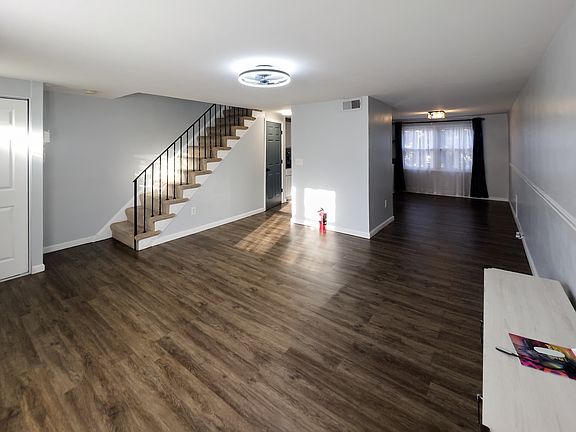 2nd image of 6405 Lochcrest Rd