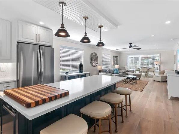 1686 Blue Point AVE #B1, NAPLES, FL 34102