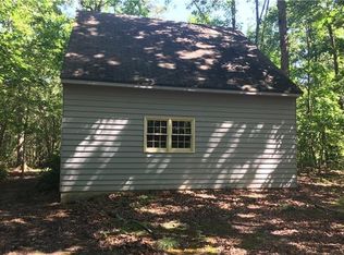 143 Buck Dr, Gum Spring, VA 23065