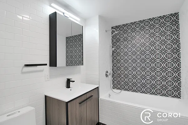 Rented by Coroi Corp | media 29