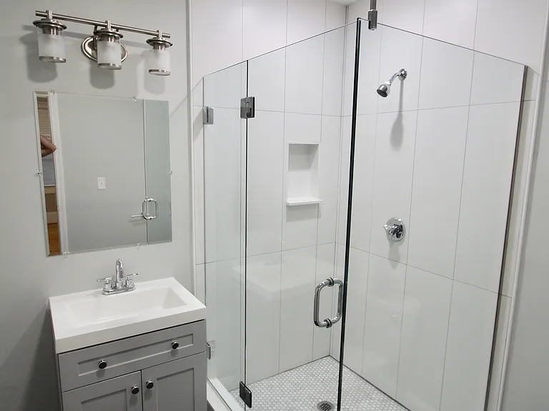 458 Saratoga St #2 — Photo 8