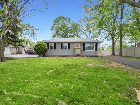 999 E Joliet St #42, Crown Pt, IN 46307