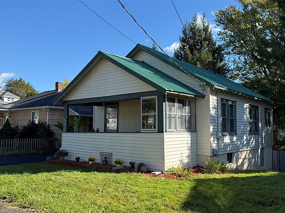 2nd image of 52 Rochelle Rd