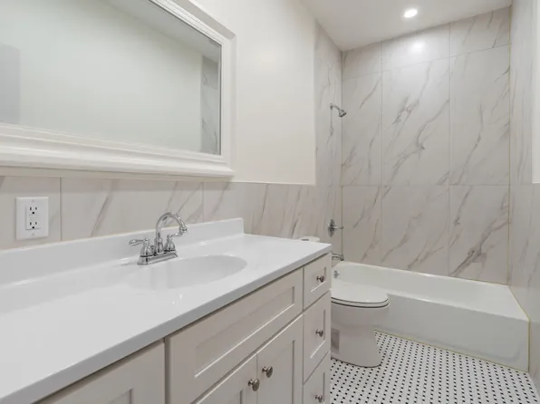 1380 Clove Road image 19 of 40