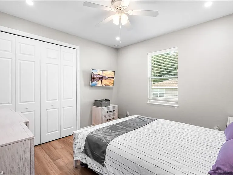 10004 Connecticut St — Photo 21