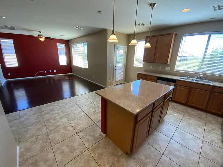 10351 Poplar Park Ave — Photo 6