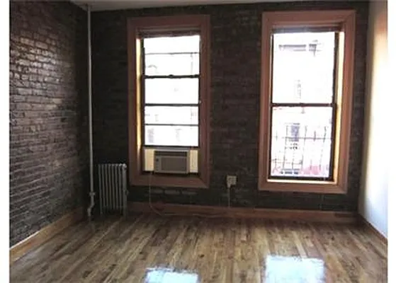 Rented by City Connections Realty | media 19