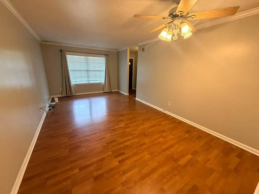 3 bed, 2.0 bath, 1447 sqft, $1,750 — Photo 4