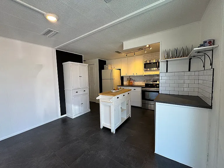 4112 Edam St #405 — Photo 26