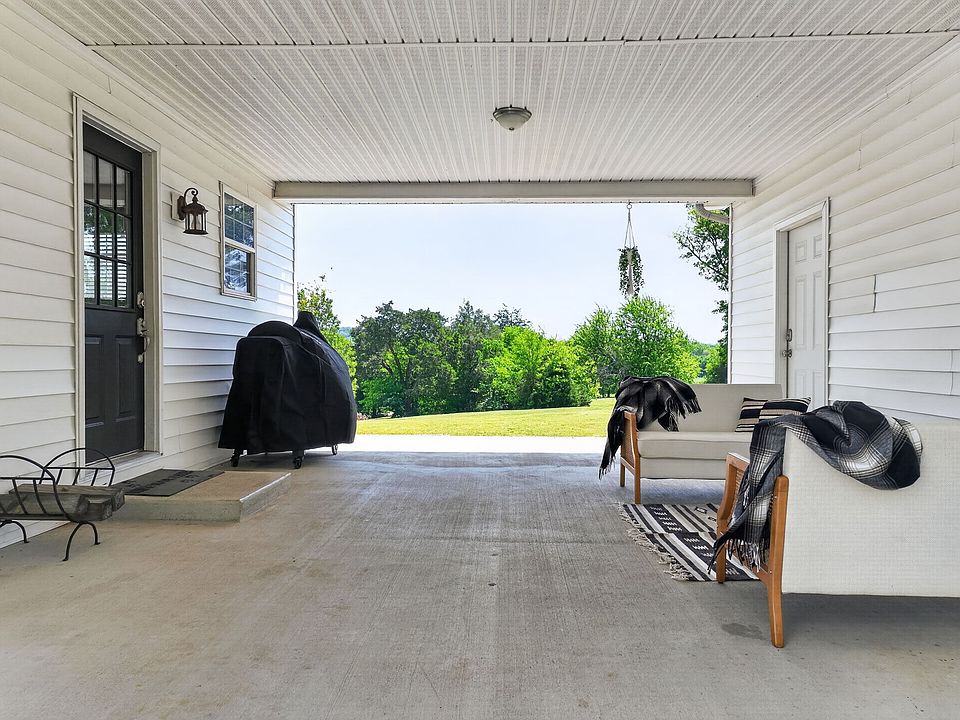 40th image of 1650 Ricketts Mill Rd