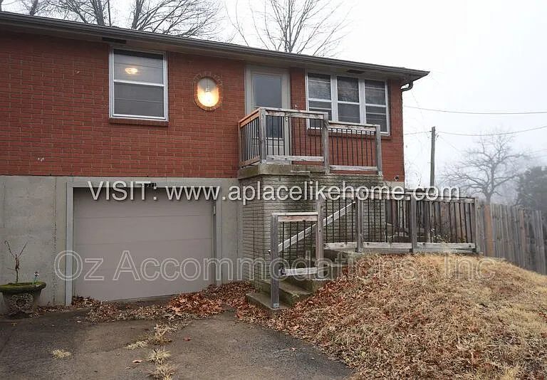 5311 NE Barnes Ave — Photo 1