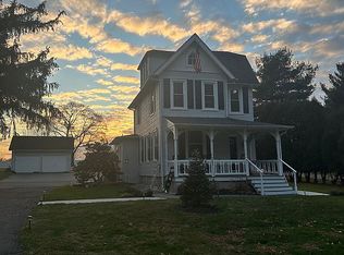 642 Concord Rd, Glen Mills, PA 19342