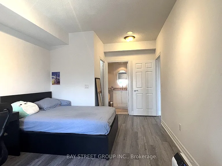 35 Balmuto St #2202 — Photo 13