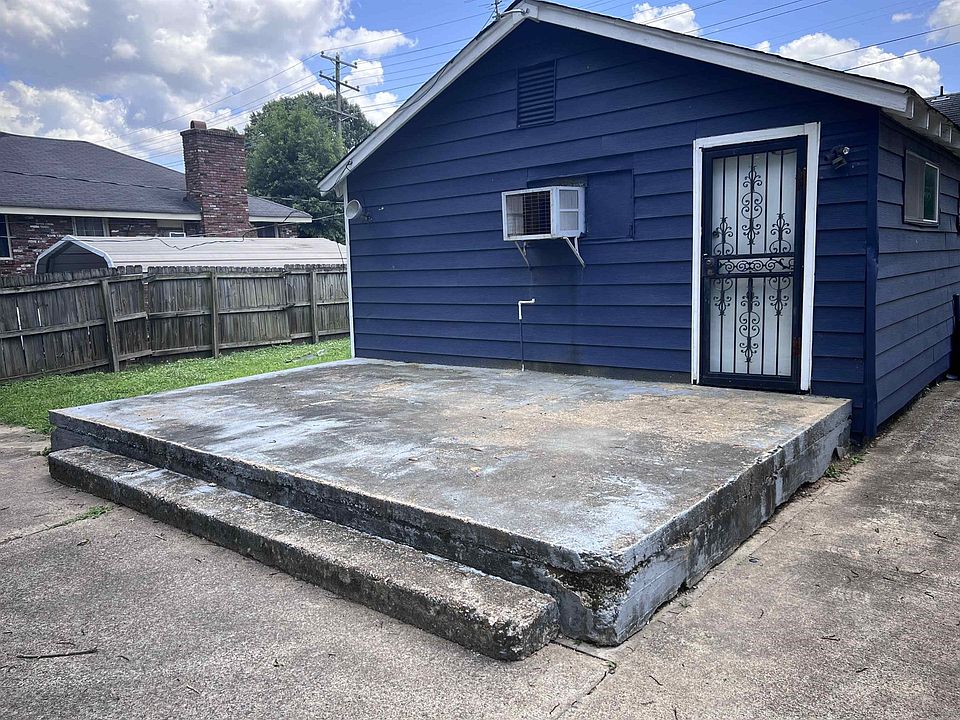 2nd image of 2600 Kimball Ave