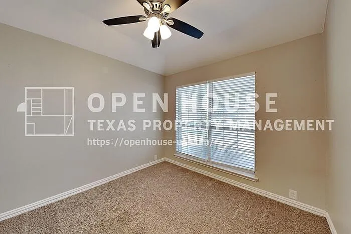 7009 Inglenook Dr — Photo 12