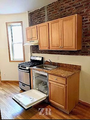 4th image of 326 21st St #Rr1