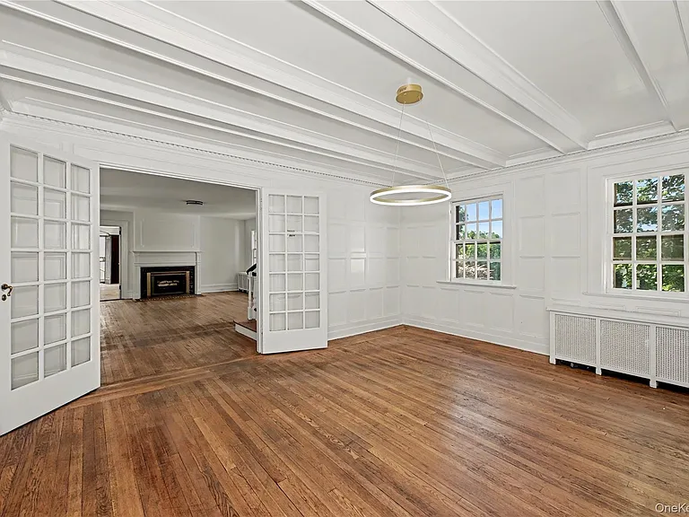 53 Cortlandt Ave — Photo 10