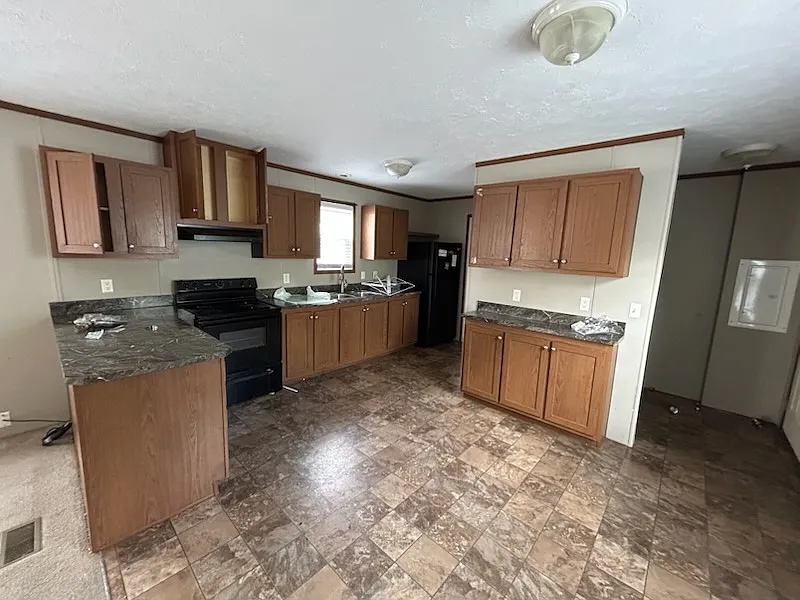 3 bed, $1,099 — Photo 3