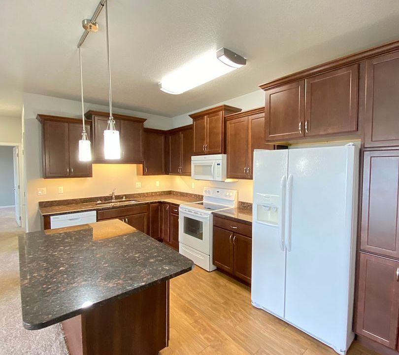 Altoona Towers 1414 Adventureland Dr NW Altoona IA Zillow