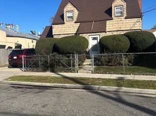 16 Hendrickson Avenue, Hempstead, NY 11550