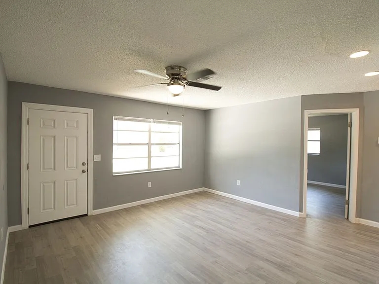 7138 Oakwood Dr — Photo 5