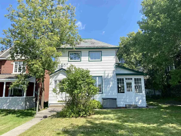 324 3rd St S, Kenora, ON P9N 1H9