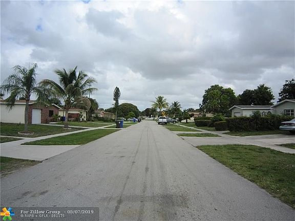 3rd image of 6351 SW 10th Ct