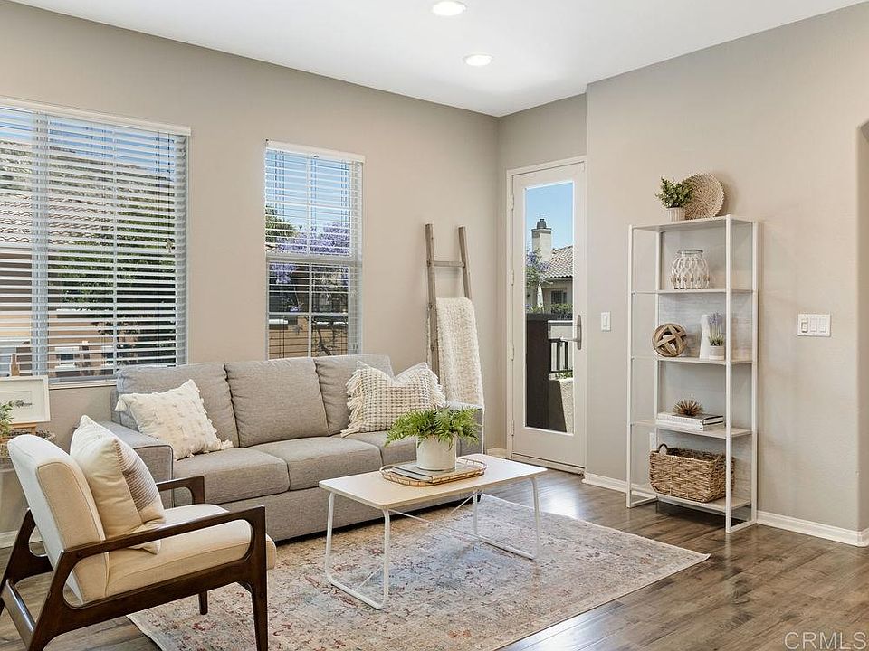 1st image of 2618 Bellezza Dr