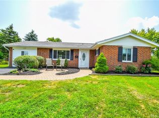 1322 Vicksburg Ct, Troy, OH 45373