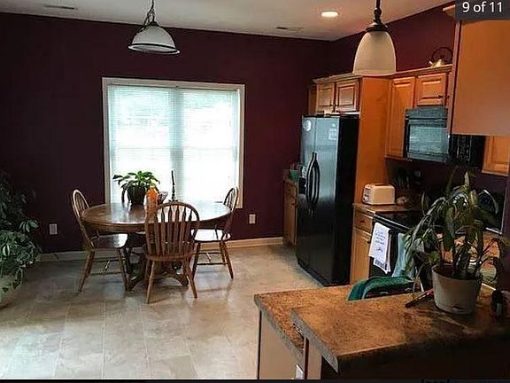 5th image of 4606 Whispering Willow Ln NW