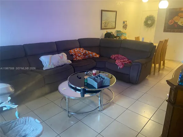 9701 Fontainebleau Blvd, Miami, FL