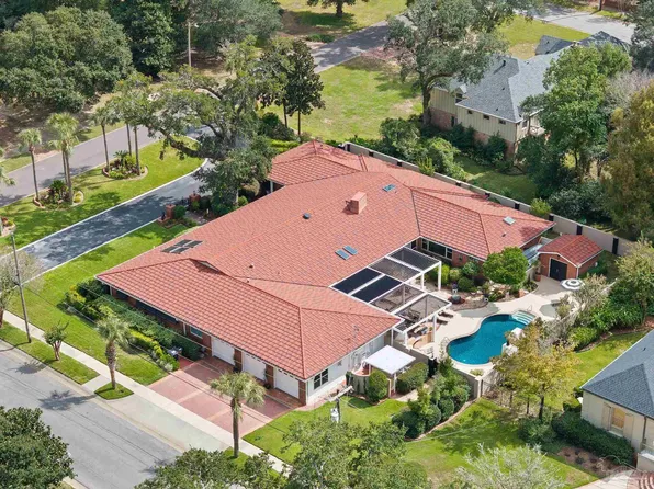 1415 N Barcelona St, Pensacola, FL 32501