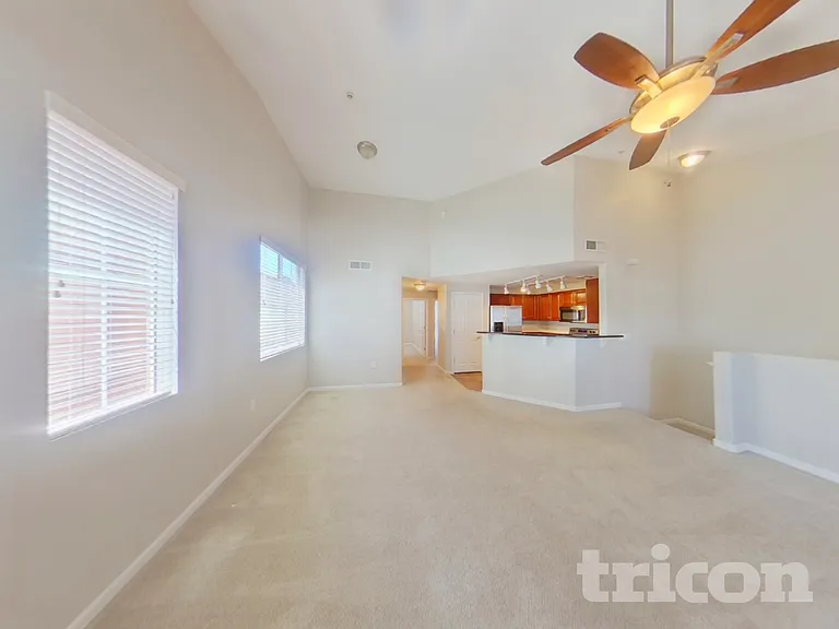 1920 E Bell Rd #1021 — Photo 2