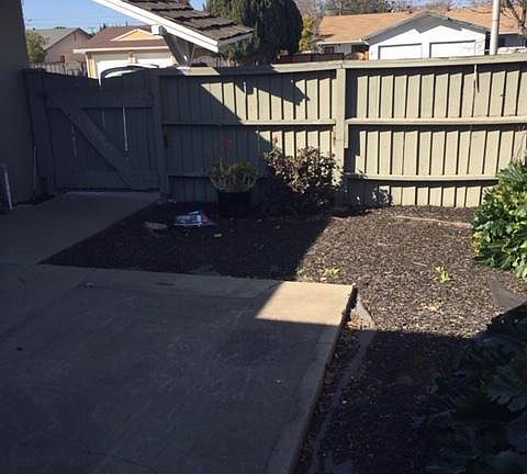 4th image of 3530 Brookdale Dr
