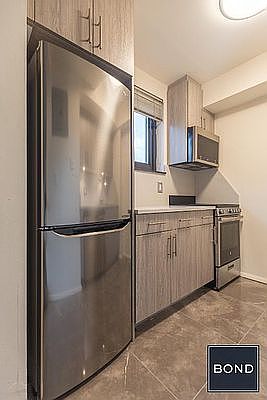 4th image of 230 E 30th St APT 12F
