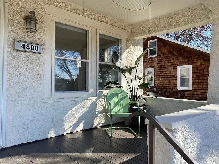 4808 Charles St — Photo 2